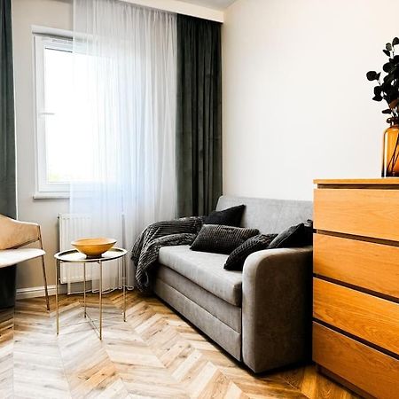 Balcony & Parking, Modern Elegant Apartment! Near Tram Wroclaw Exterior photo